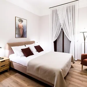 Arianska 16 By Nearto Pl Aparthotel
